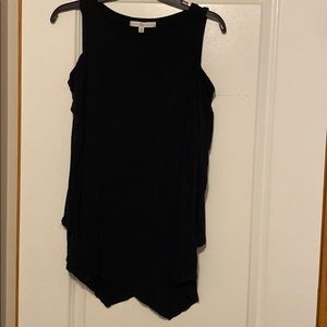 Cold should black blouse